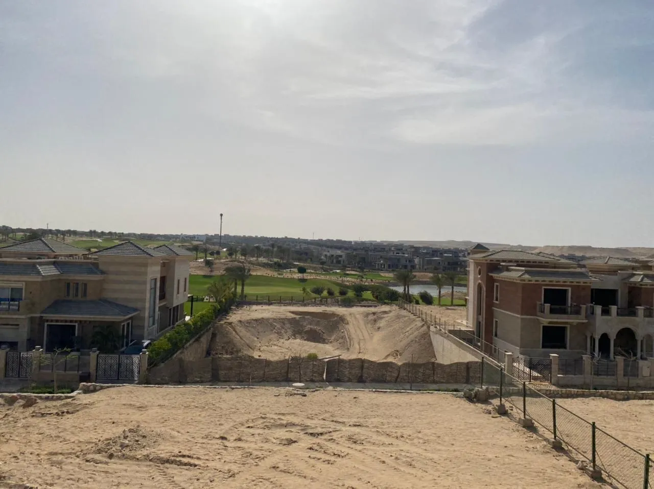 فيلا للبيع في نيو جيزة في مدينة السادس من أكتوبر بمساحة 0 م² تتكون من 5 غرف