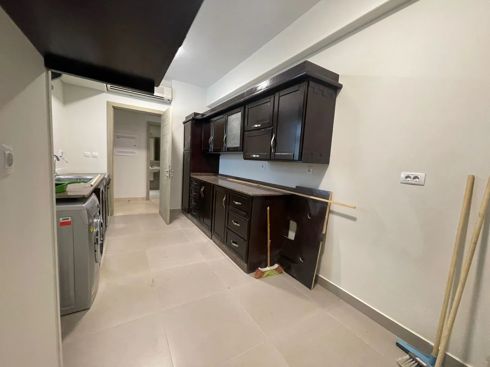 شقة للبيع في ميفيدا في القاهرة الجديدة بمساحة 220 م² تتكون من 3 غرف