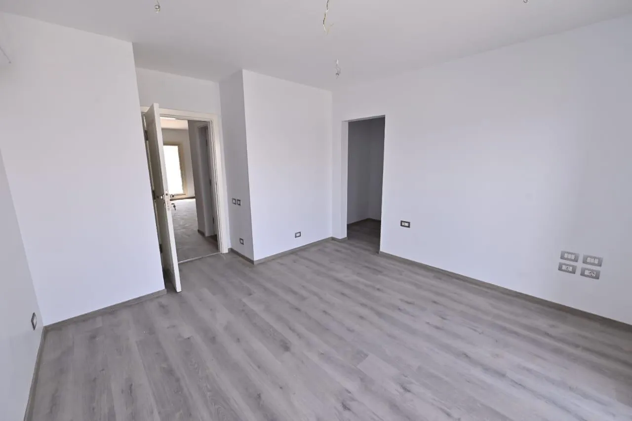 Duplex for sale in New Giza in 6th of October City of 345 m² with 3 bedrooms