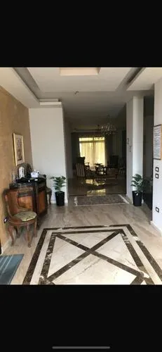  للبيع في بيفرلي هيلز في  بمساحة 0 م² تتكون من 0 غرف