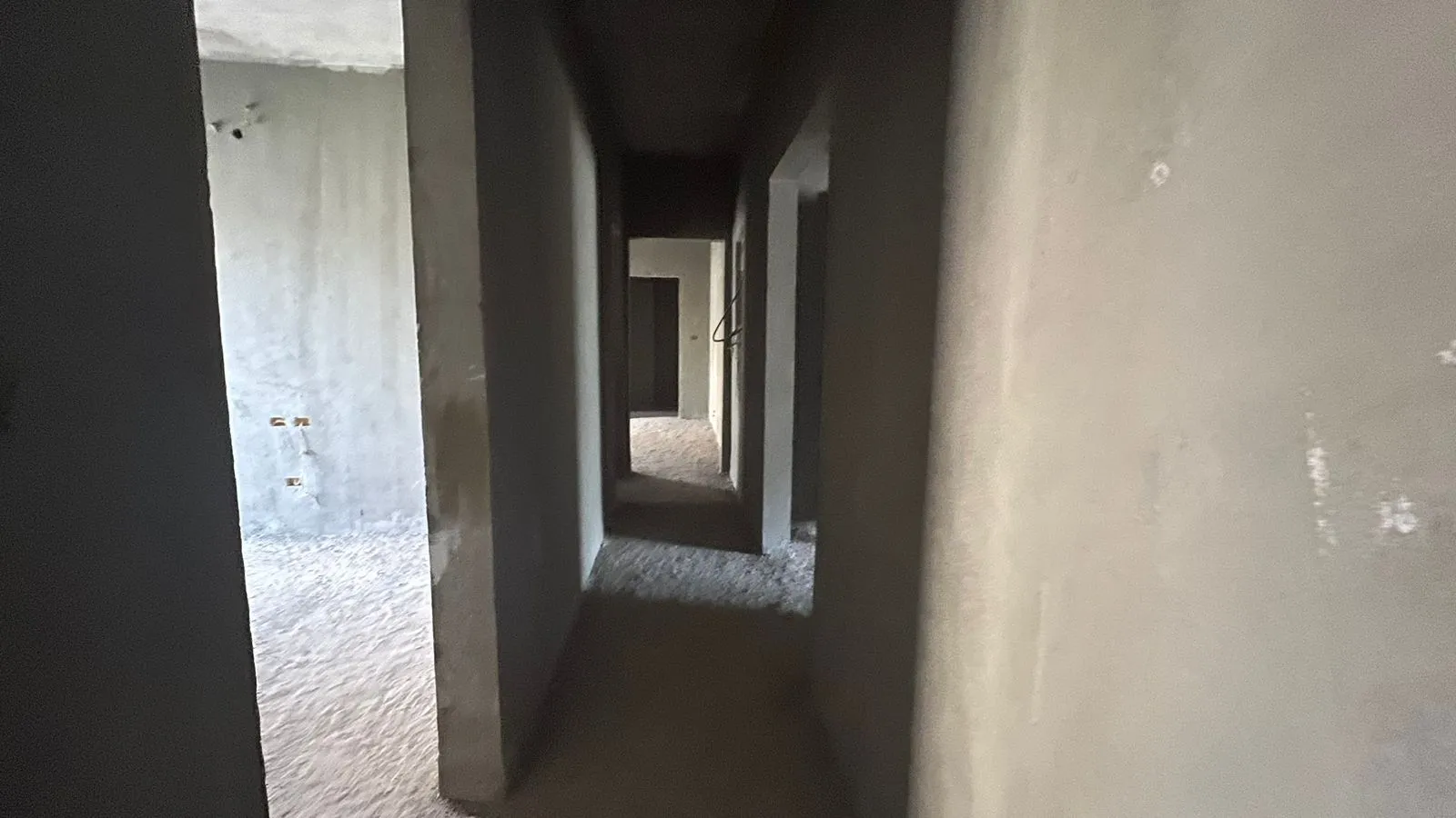 شقة للبيع في ذا كورت يارد في مدينة السادس من أكتوبر بمساحة 210 م² تتكون من 3 غرف