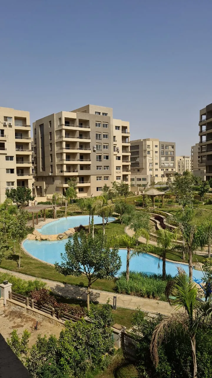 شقة للبيع في ذا سكوير في القاهرة الجديدة بمساحة 171 م² تتكون من 3 غرف