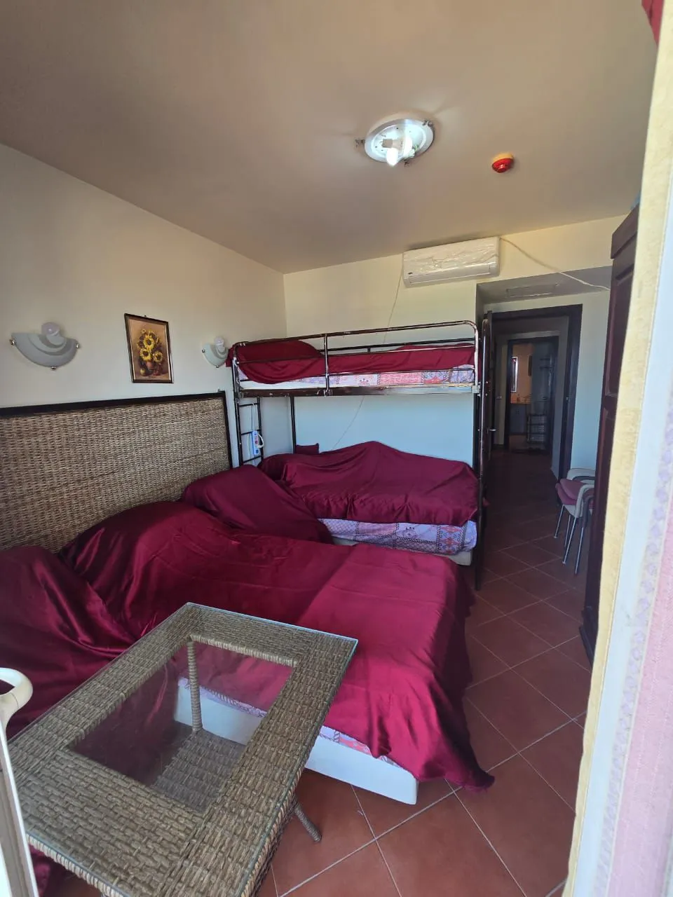 للبيع في بورتو مارينا في بمساحة 0 م² تتكون من 0 غرف