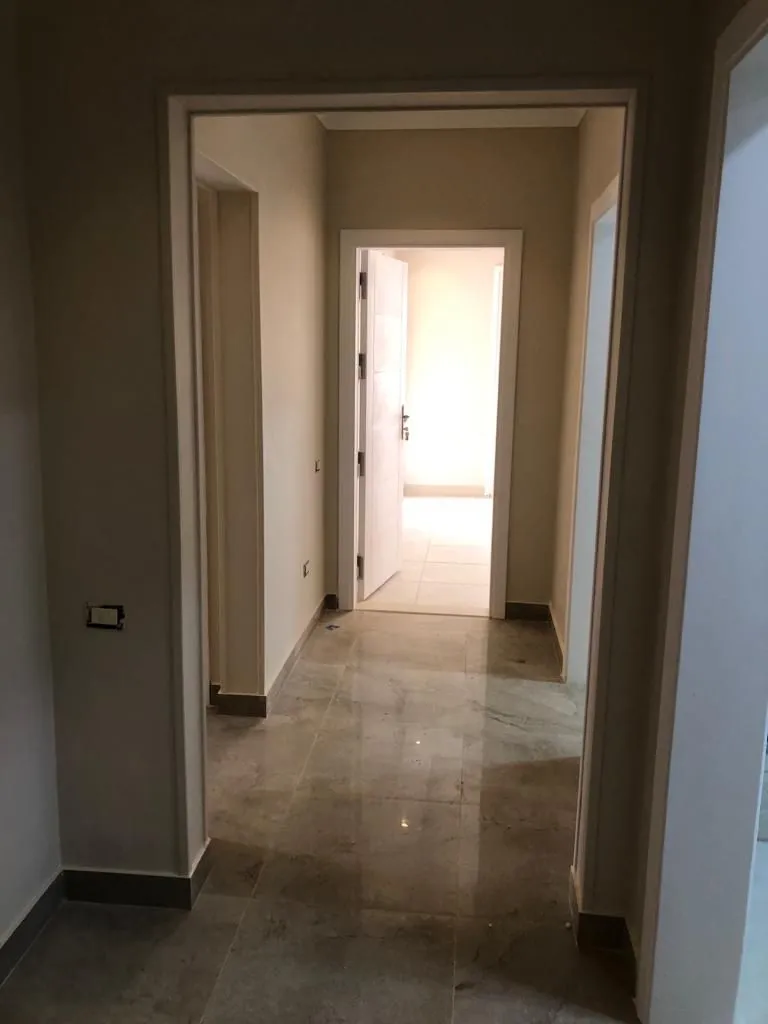Apartment for sale in Regents Park in New Cairo of 188 m² with 3 bedrooms