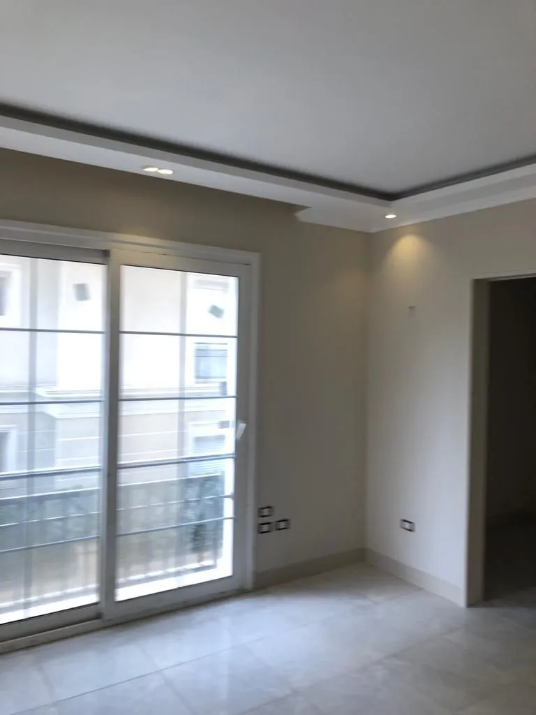 Apartment for sale in Regents Park in New Cairo of 188 m² with 3 bedrooms