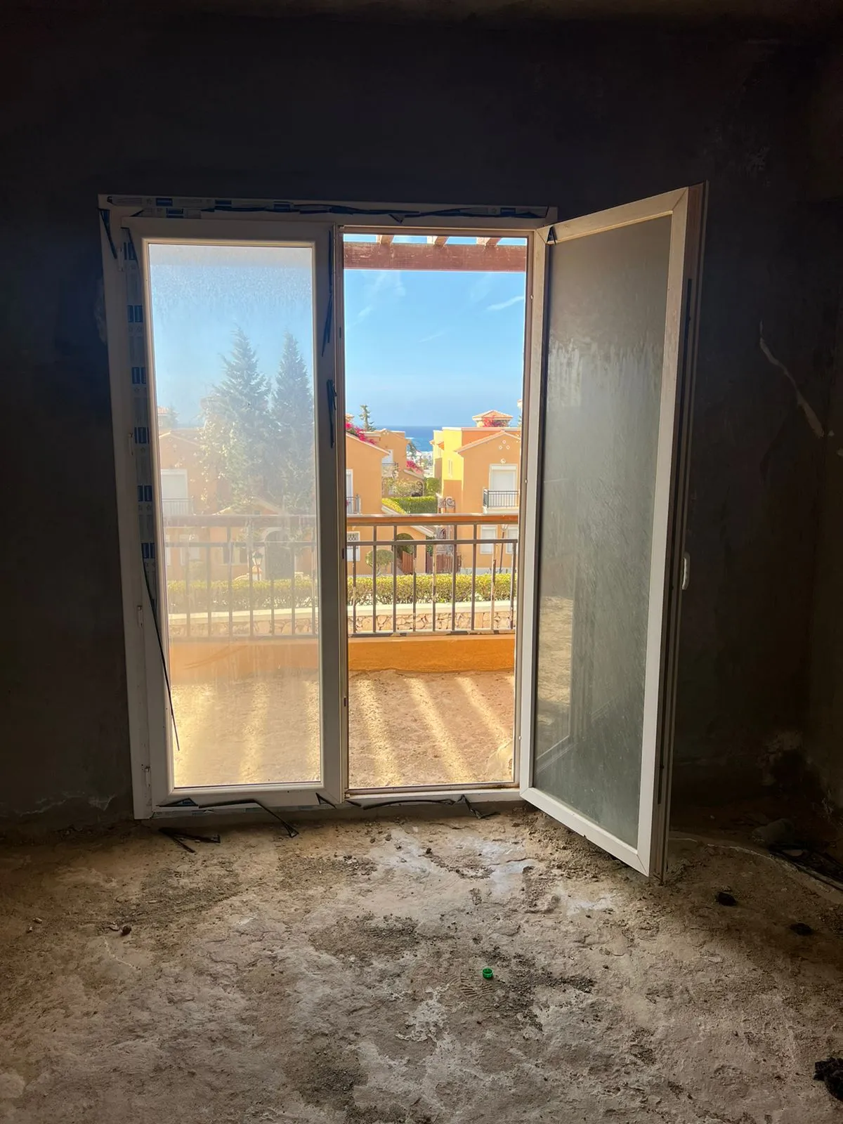 فيلا للبيع في ماونتن فيو رأس الحكمة في رأس الحكمة بمساحة 450 م² تتكون من 3 غرف