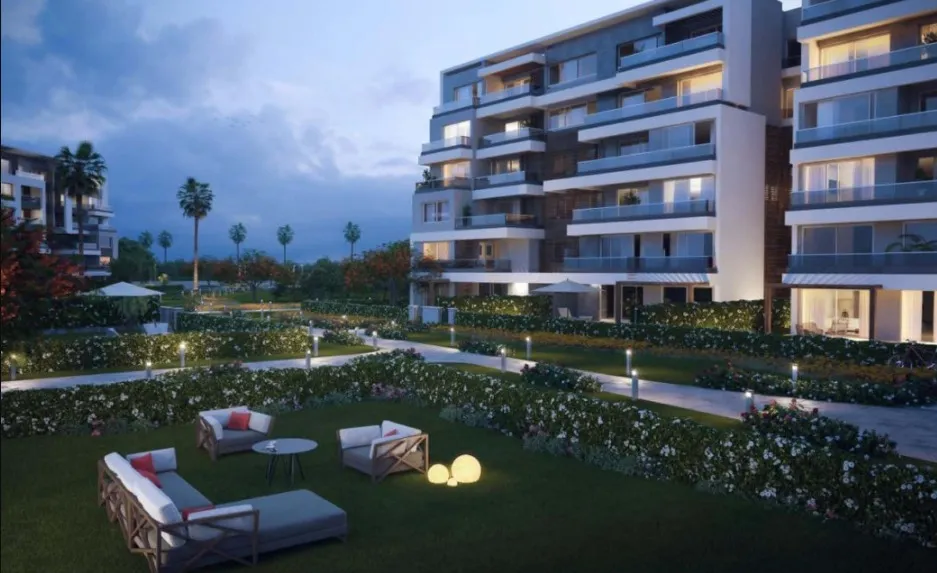 Apartment for sale in Capital Gardens in New Cairo of 206 m² with 3 bedrooms