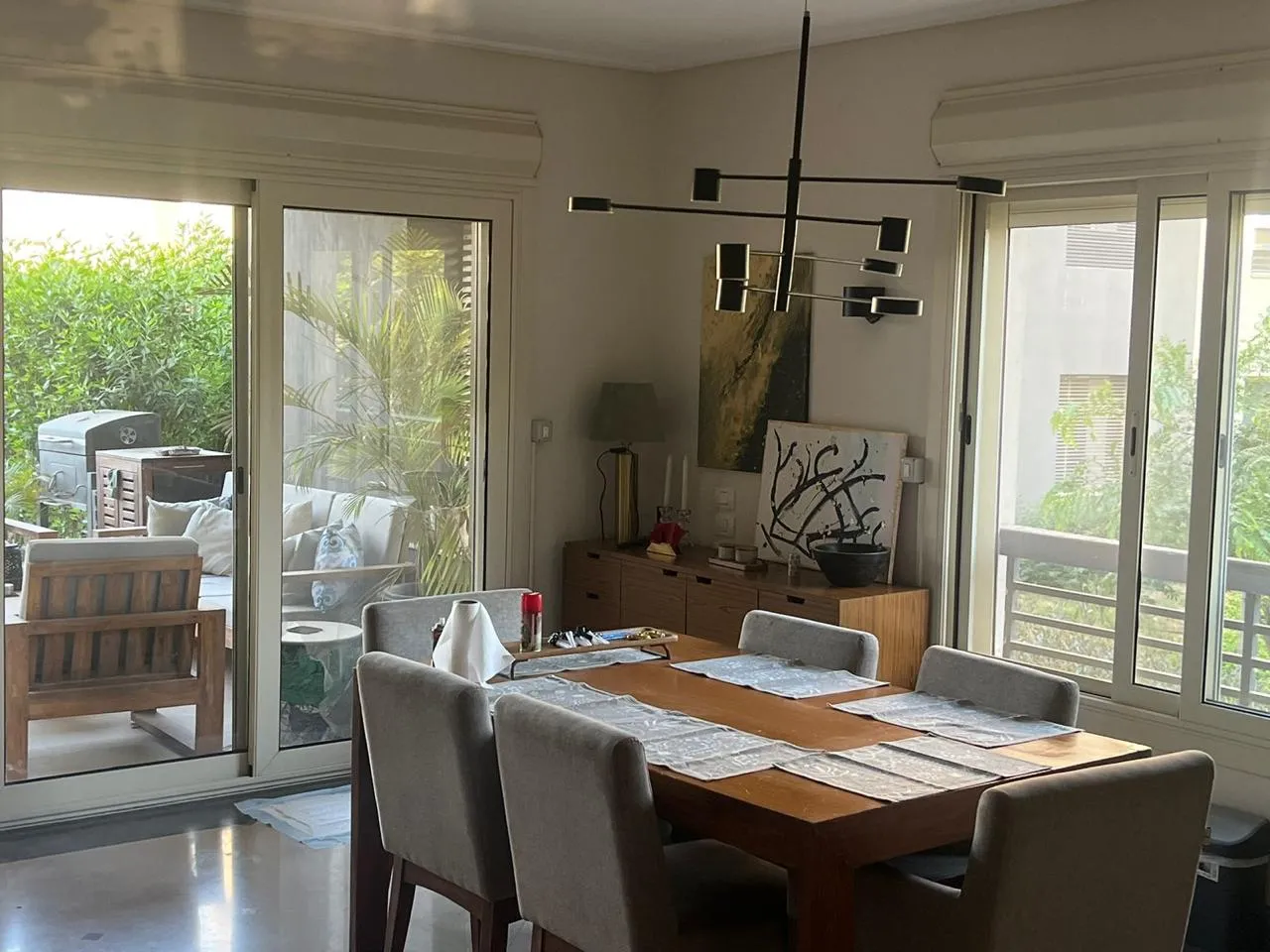 للبيع في أمبر فيل في بمساحة 0 م² تتكون من 0 غرف