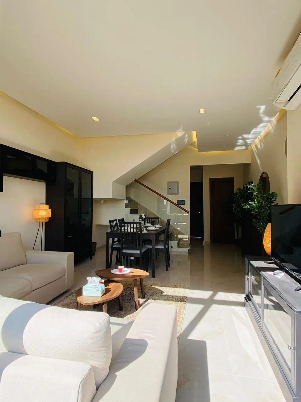  للبيع في مونتي نابليون في  بمساحة 0 م² تتكون من 0 غرف