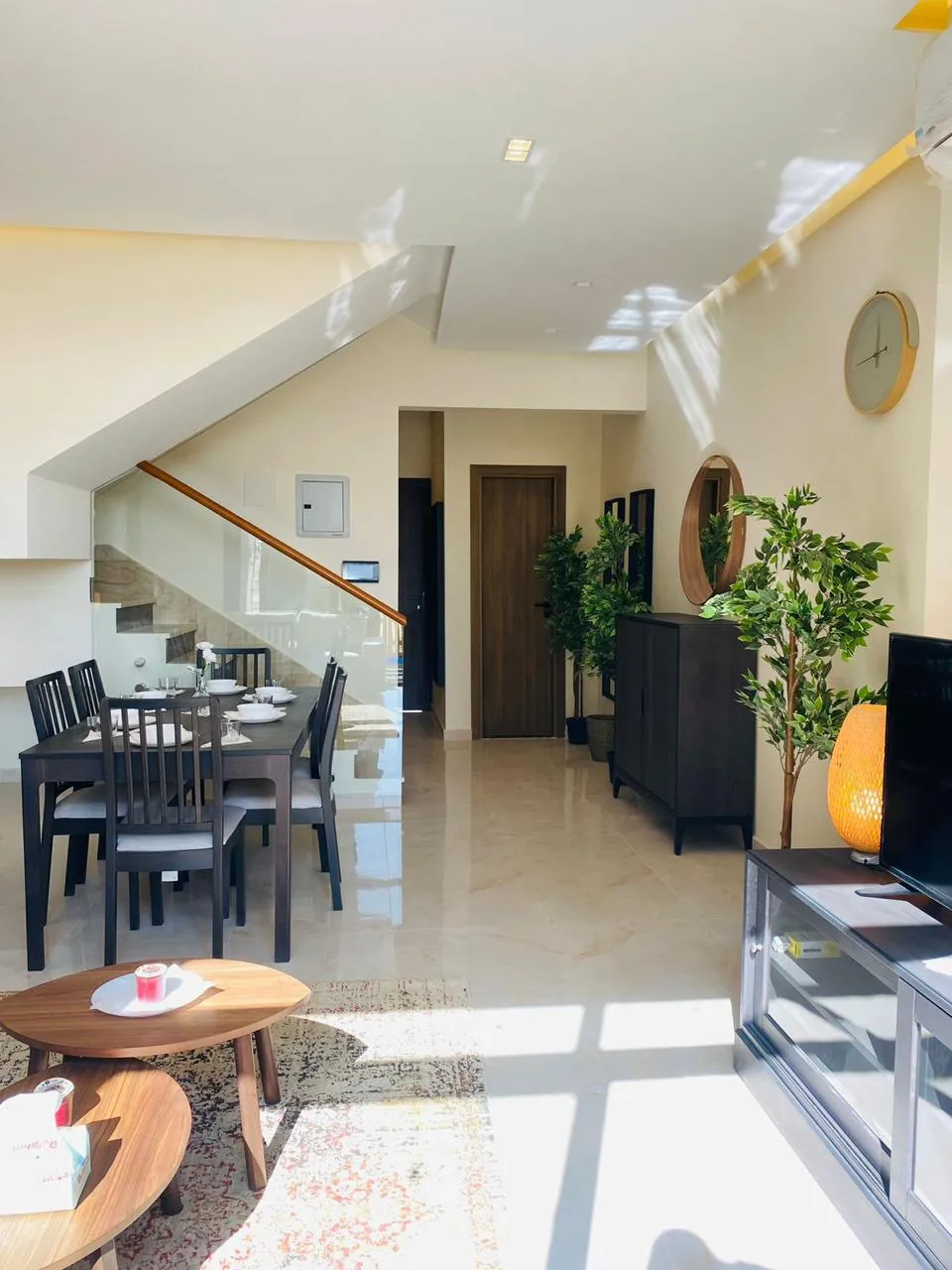  للبيع في مونتي نابليون في  بمساحة 0 م² تتكون من 0 غرف