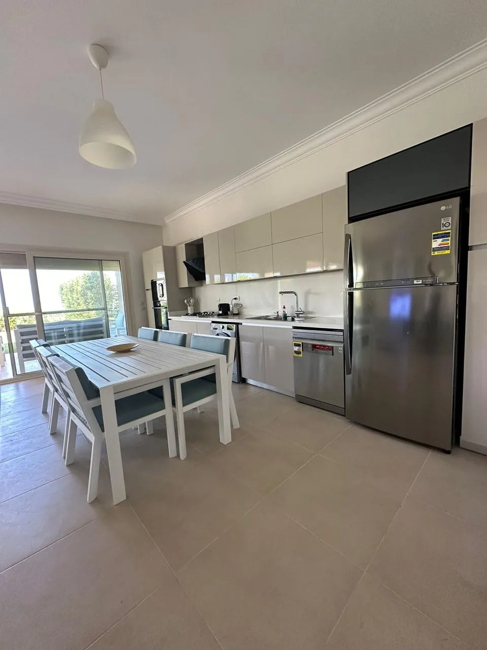  للبيع في هاسيندا وايت في  بمساحة 0 م² تتكون من 0 غرف