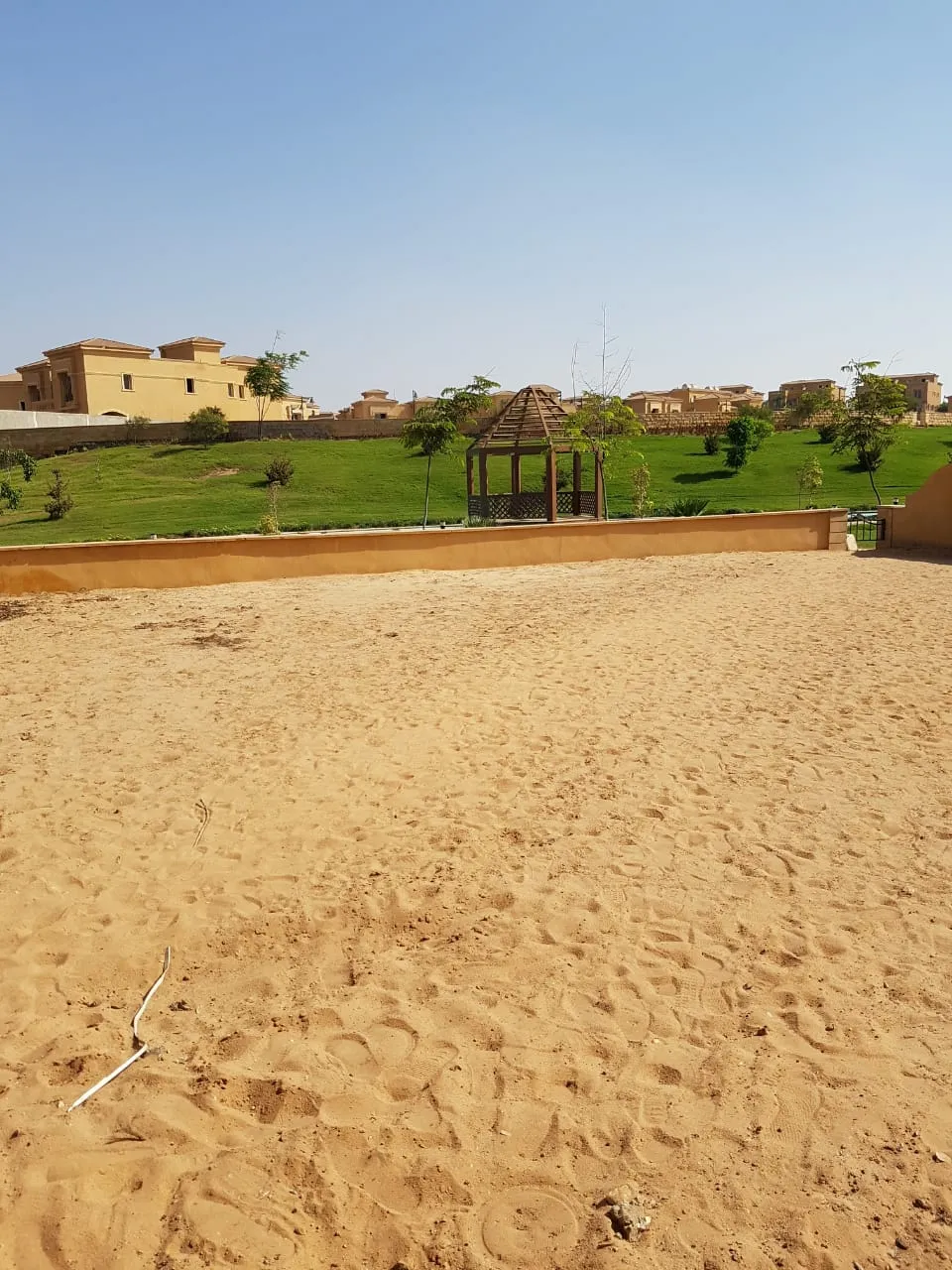 Apartment for sale in Royal Meadows Sheikh Zayed in El Sheikh Zayed of 640 m² with 4 bedrooms
