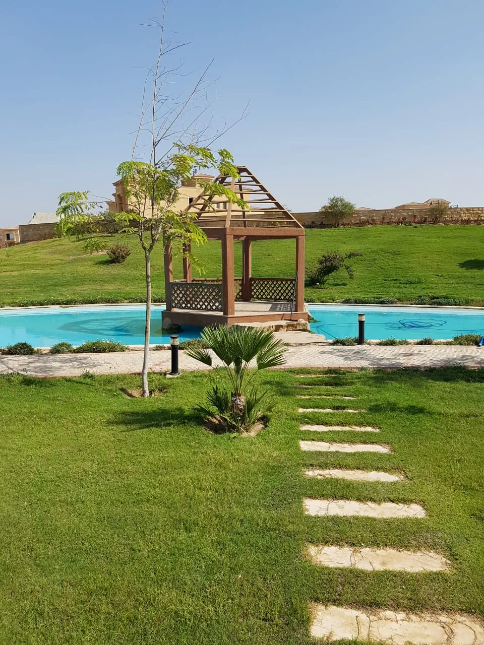 Apartment for sale in Royal Meadows Sheikh Zayed in El Sheikh Zayed of 640 m² with 4 bedrooms