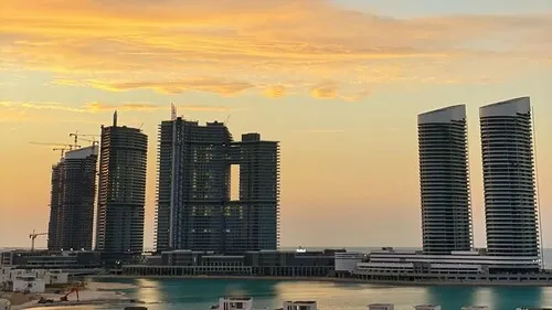 تجاري للبيع في مول مزارين  في العلمين بمساحة 0 م² تتكون من 0 غرف