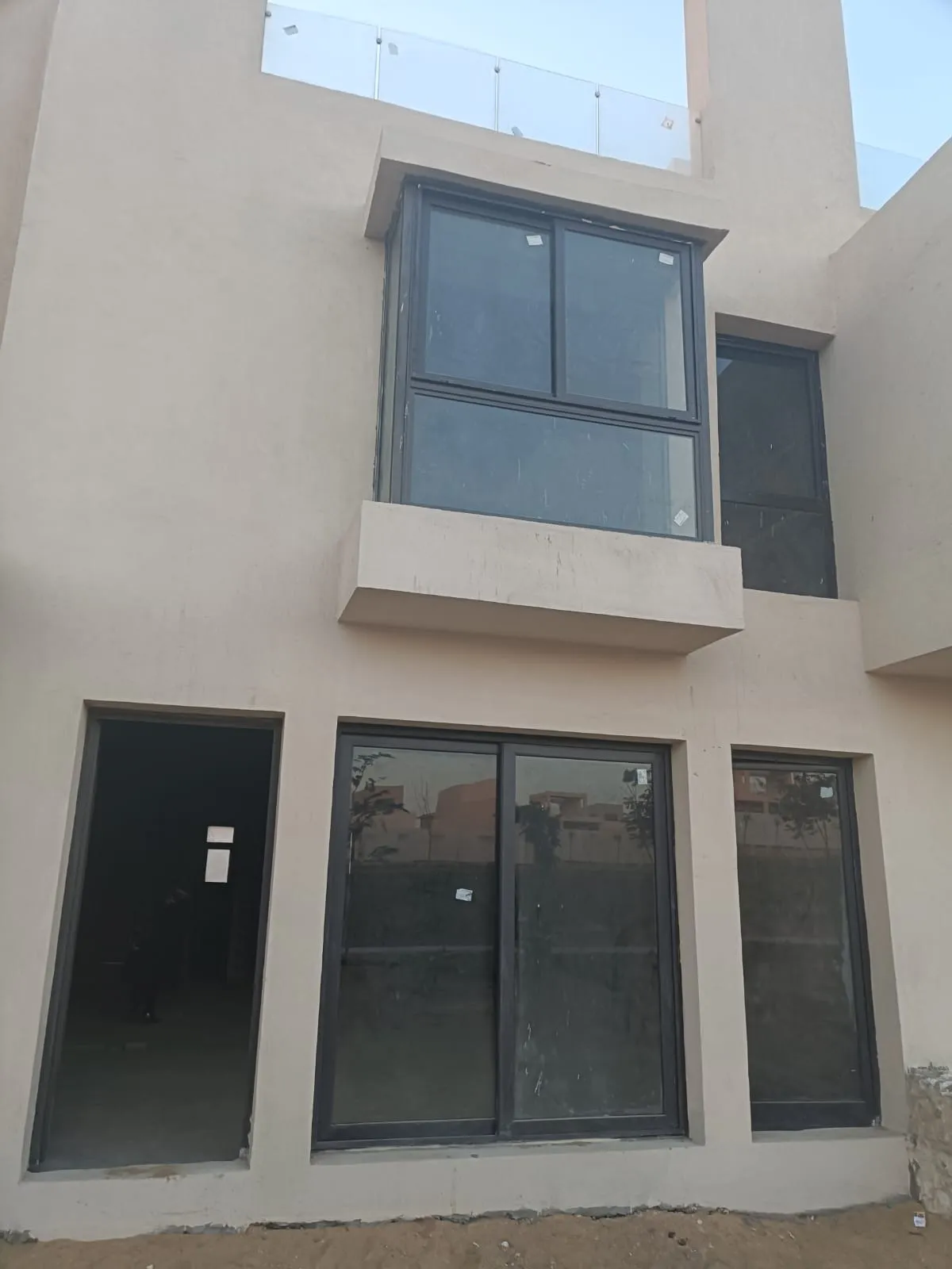  للبيع في أو ويست أوراسكوم في  بمساحة 0 م² تتكون من 0 غرف