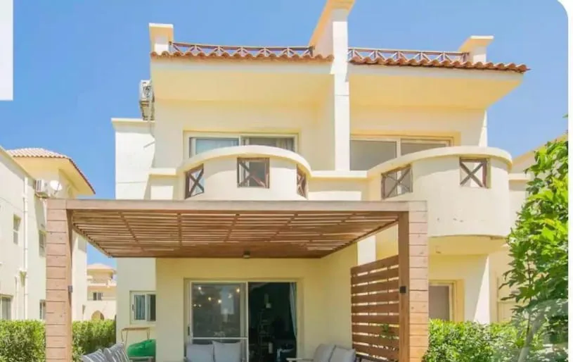  للبيع في ستيلا هايتس في  بمساحة 0 م² تتكون من 0 غرف