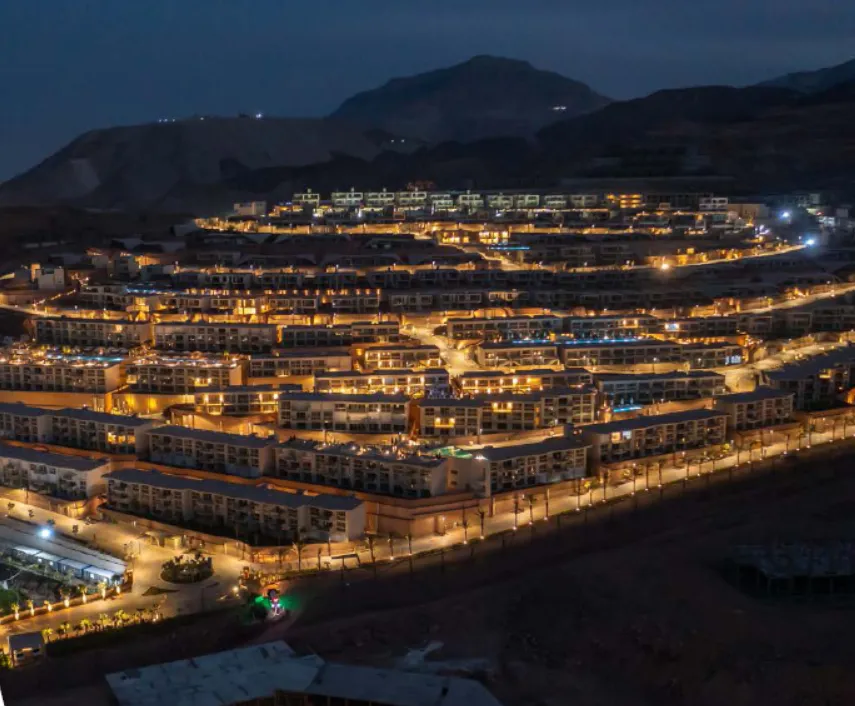 للبيع في المونت الجلالة في بمساحة 0 م² تتكون من 0 غرف