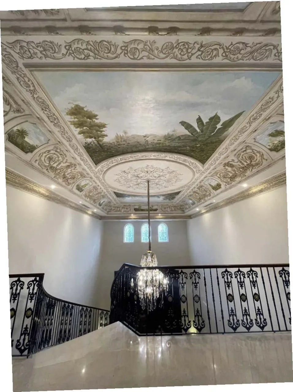  للبيع في الباتيو 5 إيست في  بمساحة 0 م² تتكون من 0 غرف