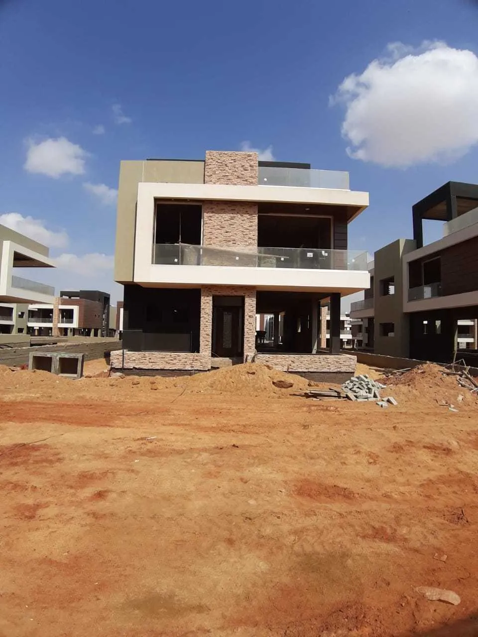 Villa for sale in Midtown Solo in New Capital City of 450 m² with 4 bedrooms