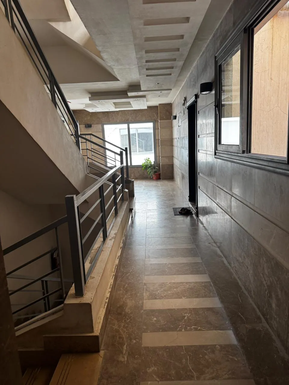  للبيع في تاج سلطان في  بمساحة 0 م² تتكون من 0 غرف