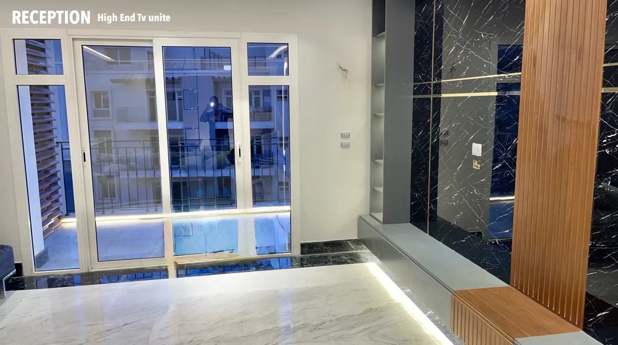 Penthouse for sale in October Plaza in Northern Expansion of 180 m² with 3 bedrooms
