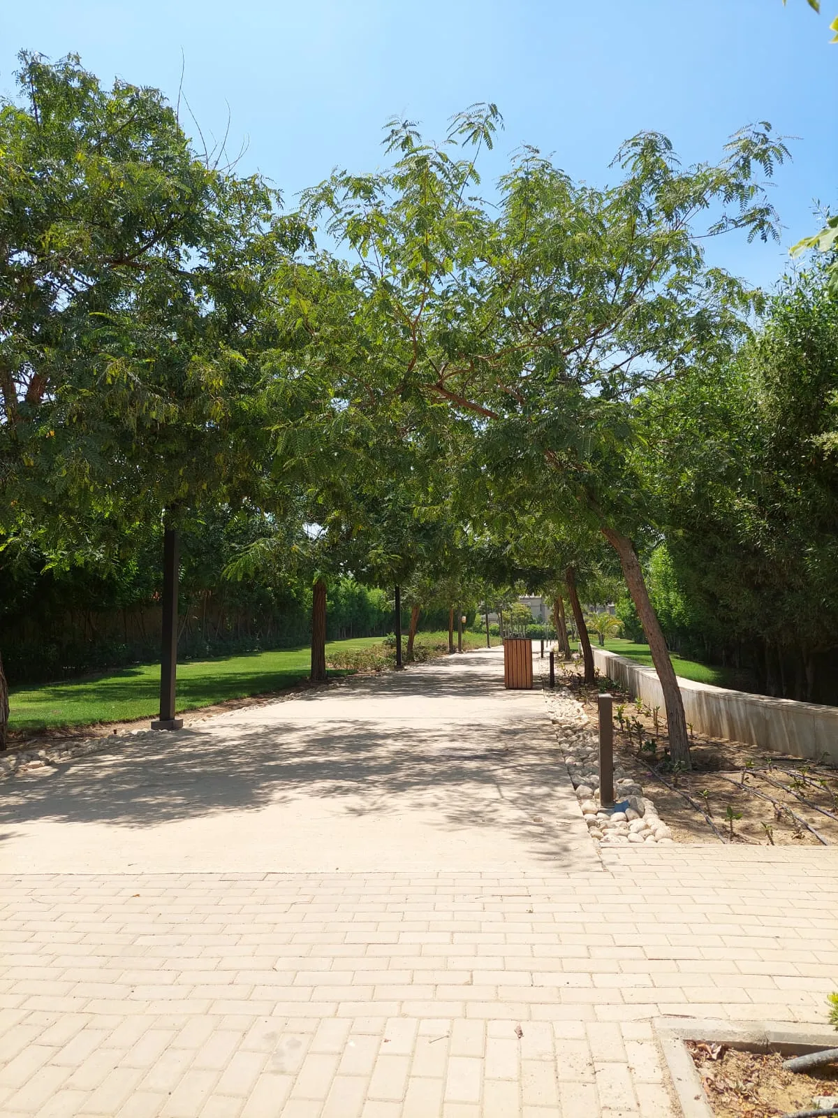 توين هاوس للبيع في PK1 بالم هيلز قطامية في جولدن سكوير بمساحة 360 م² تتكون من 3 غرف