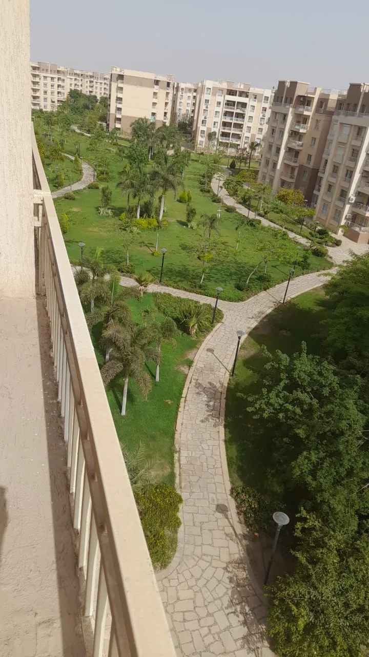 شقة للبيع في مدينتي في مدينتي بمساحة 95 م² تتكون من 2 غرف