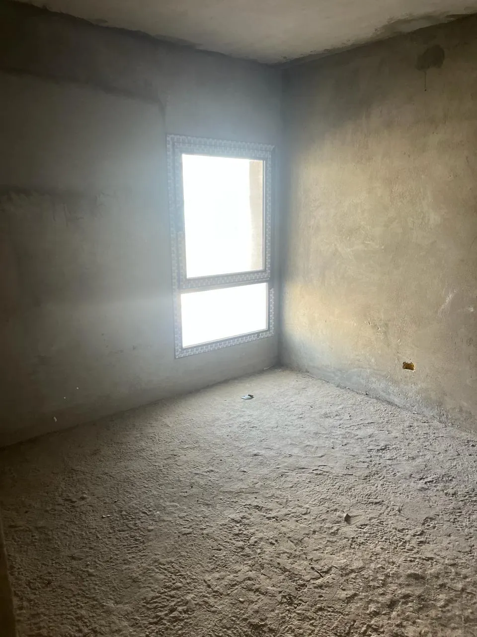  للبيع في ذا كورت يارد في  بمساحة 0 م² تتكون من 0 غرف