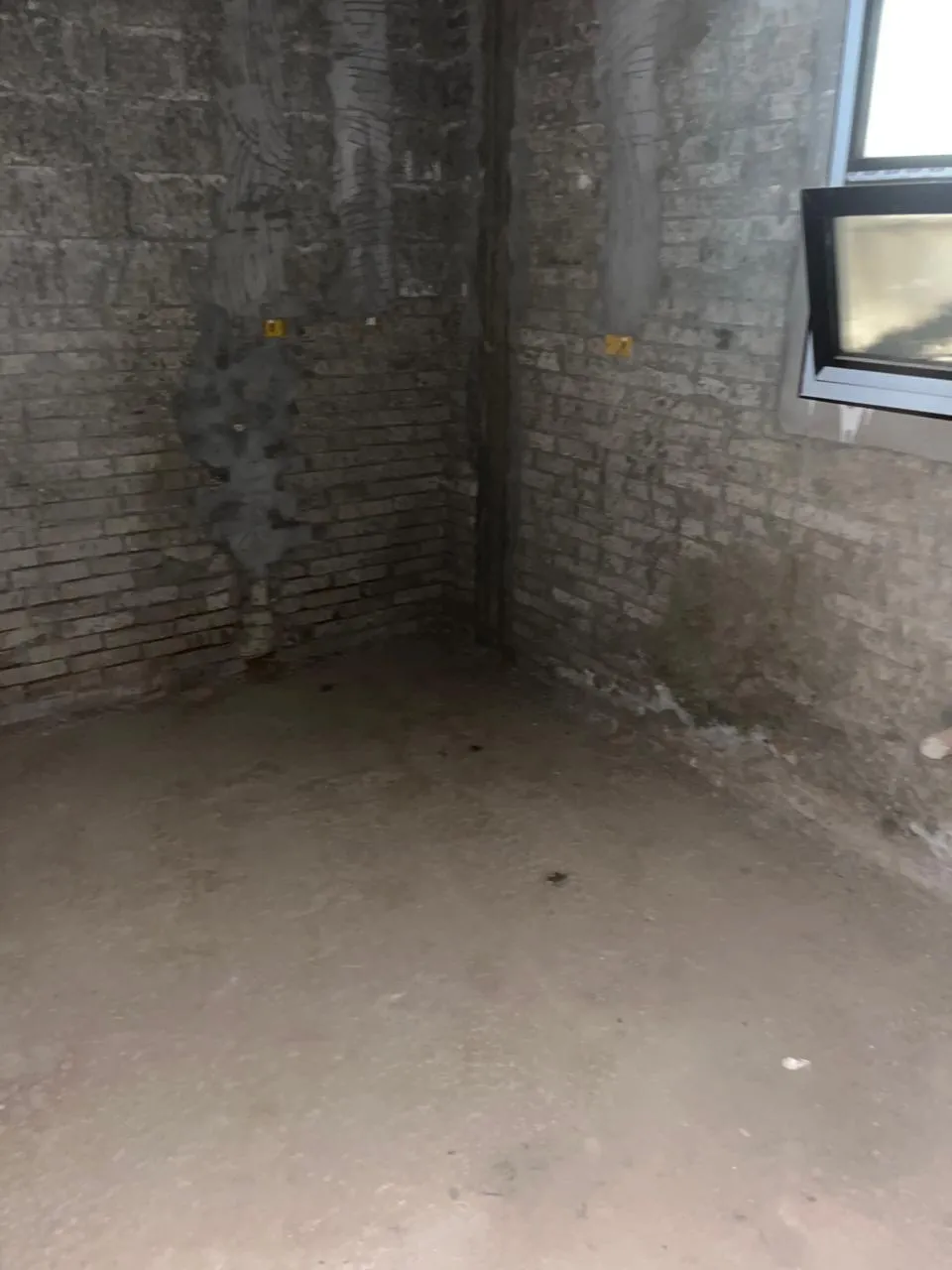  للبيع في ذا كورت يارد في  بمساحة 0 م² تتكون من 0 غرف