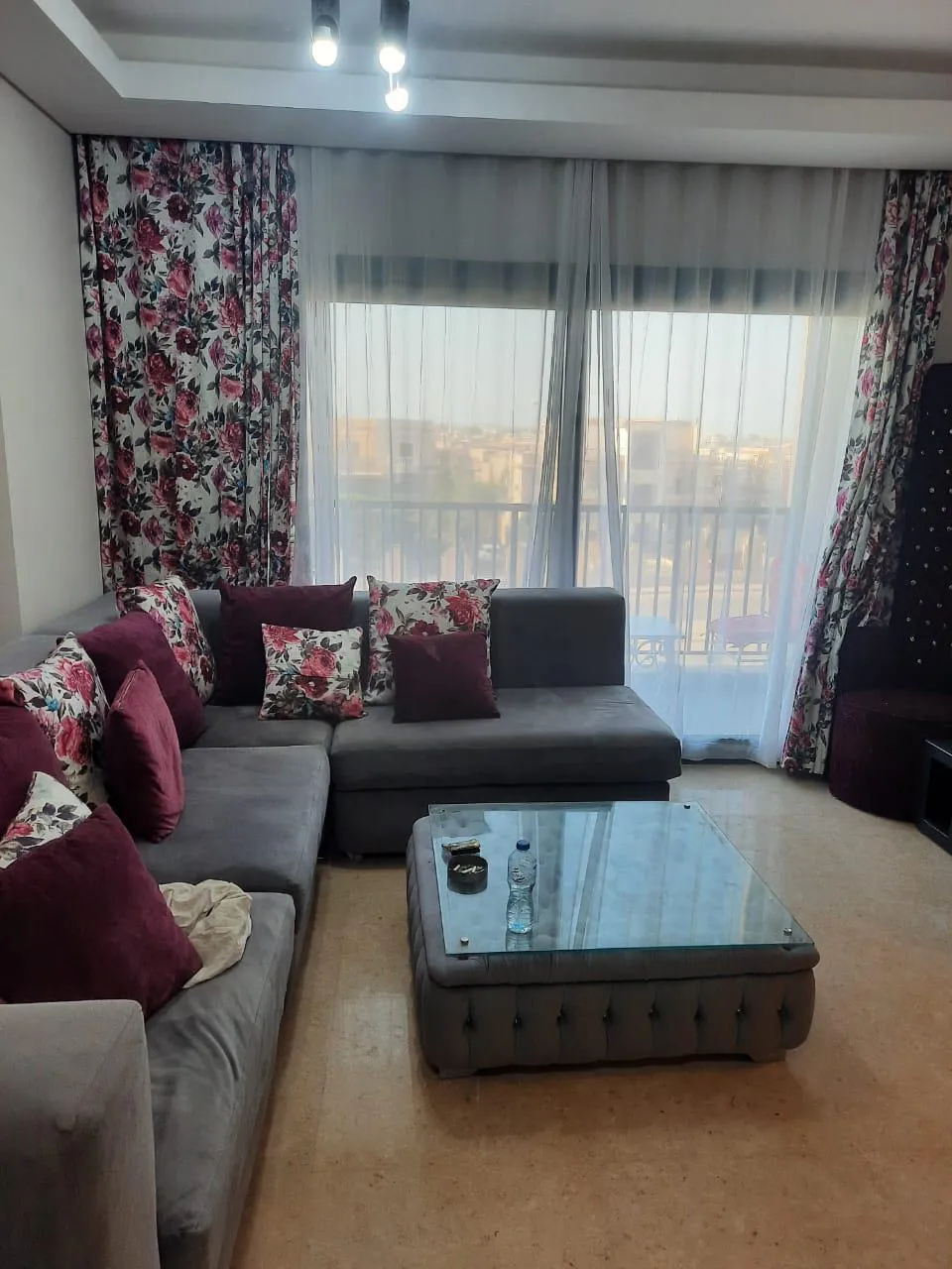 Apartment for sale in Zed Tower in El Sheikh Zayed of 100 m² with 2 bedrooms