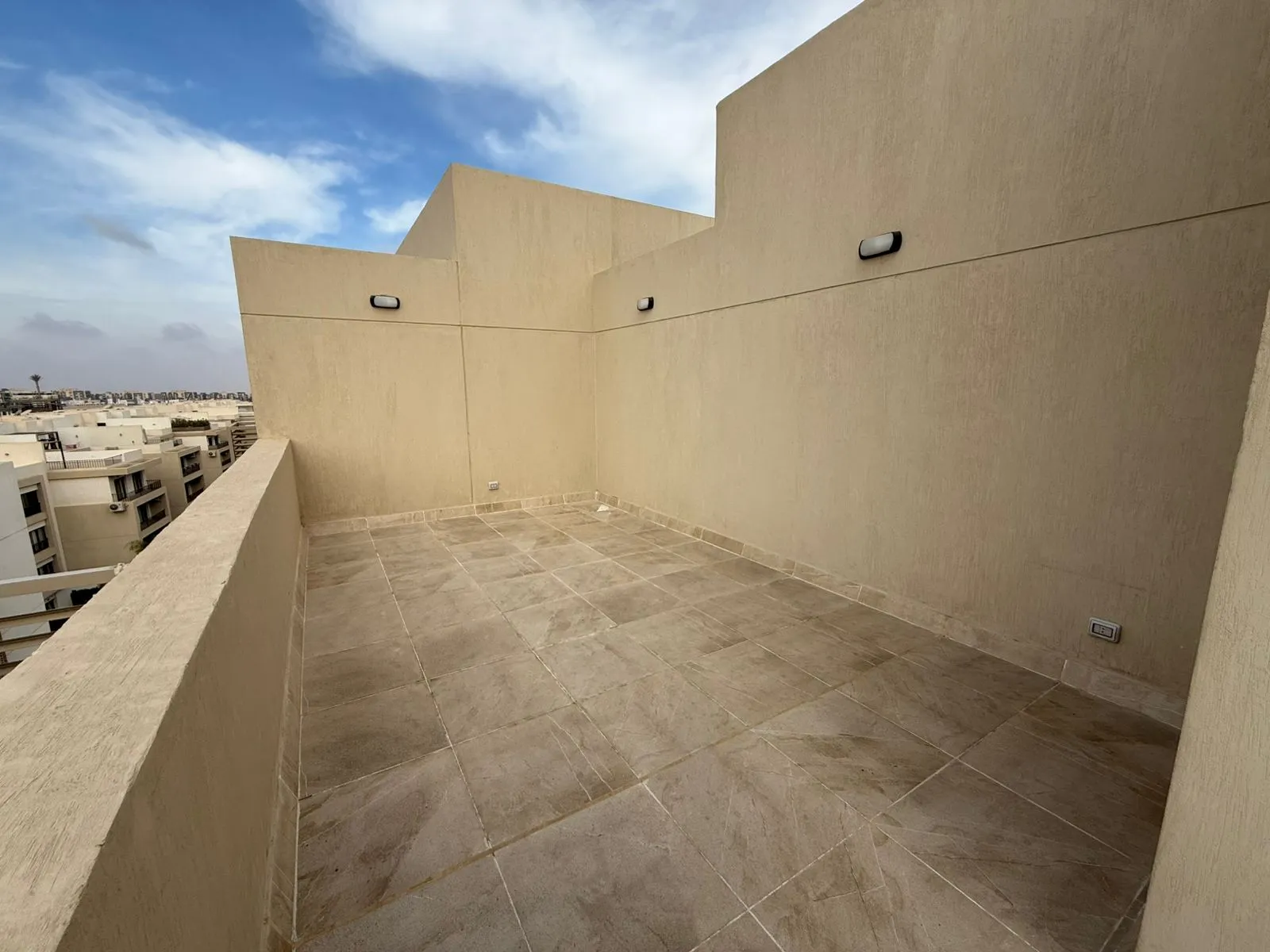 Penthouse for sale in Fifth Square Al Marasem in New Cairo of 138 m² with 2 bedrooms