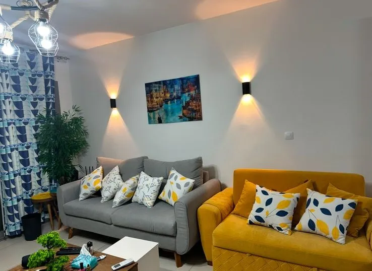 شقة للبيع في مراسي في سيدي عبد الرحمن بمساحة 93 م² تتكون من 2 غرف