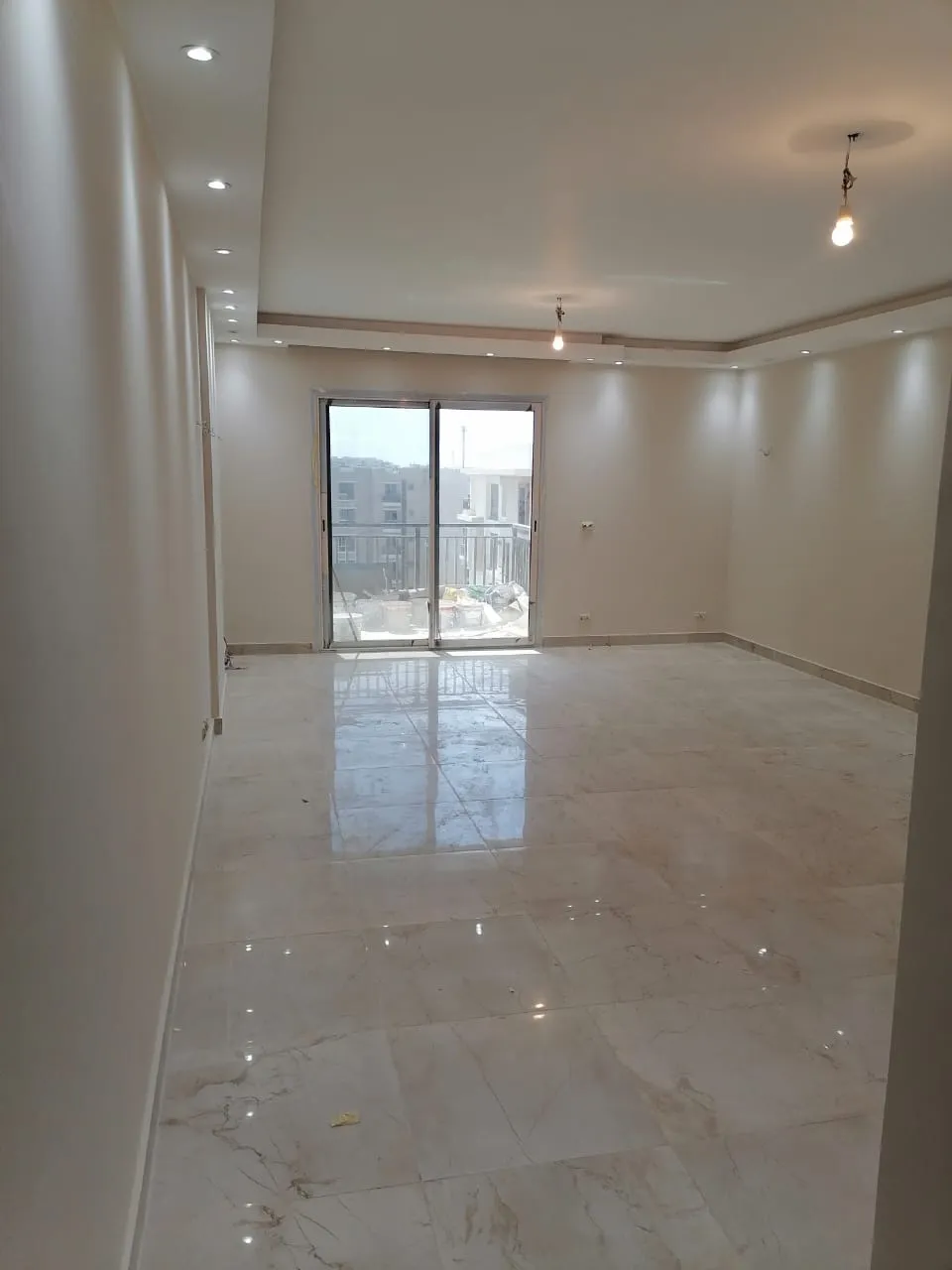  للبيع في تاج سيتي في  بمساحة 0 م² تتكون من 0 غرف