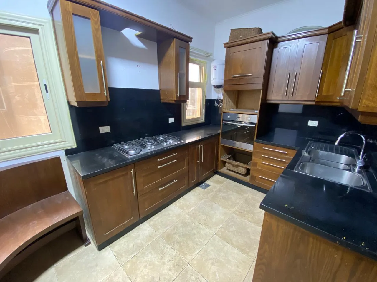 Apartment for sale in Beverly Hills in 6th of October City of 189 m² with 3 bedrooms