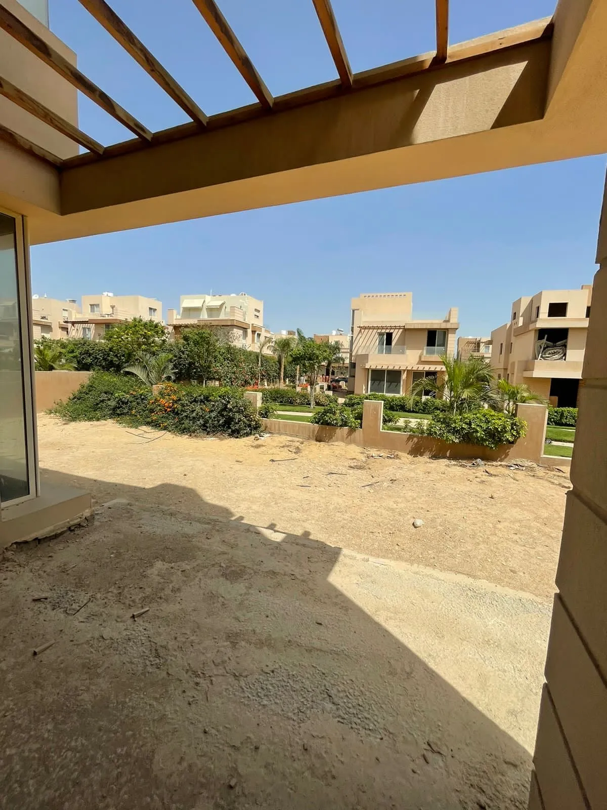 فيلا للبيع في رايوس في مدينة السادس من أكتوبر بمساحة 0 م² تتكون من 4 غرف