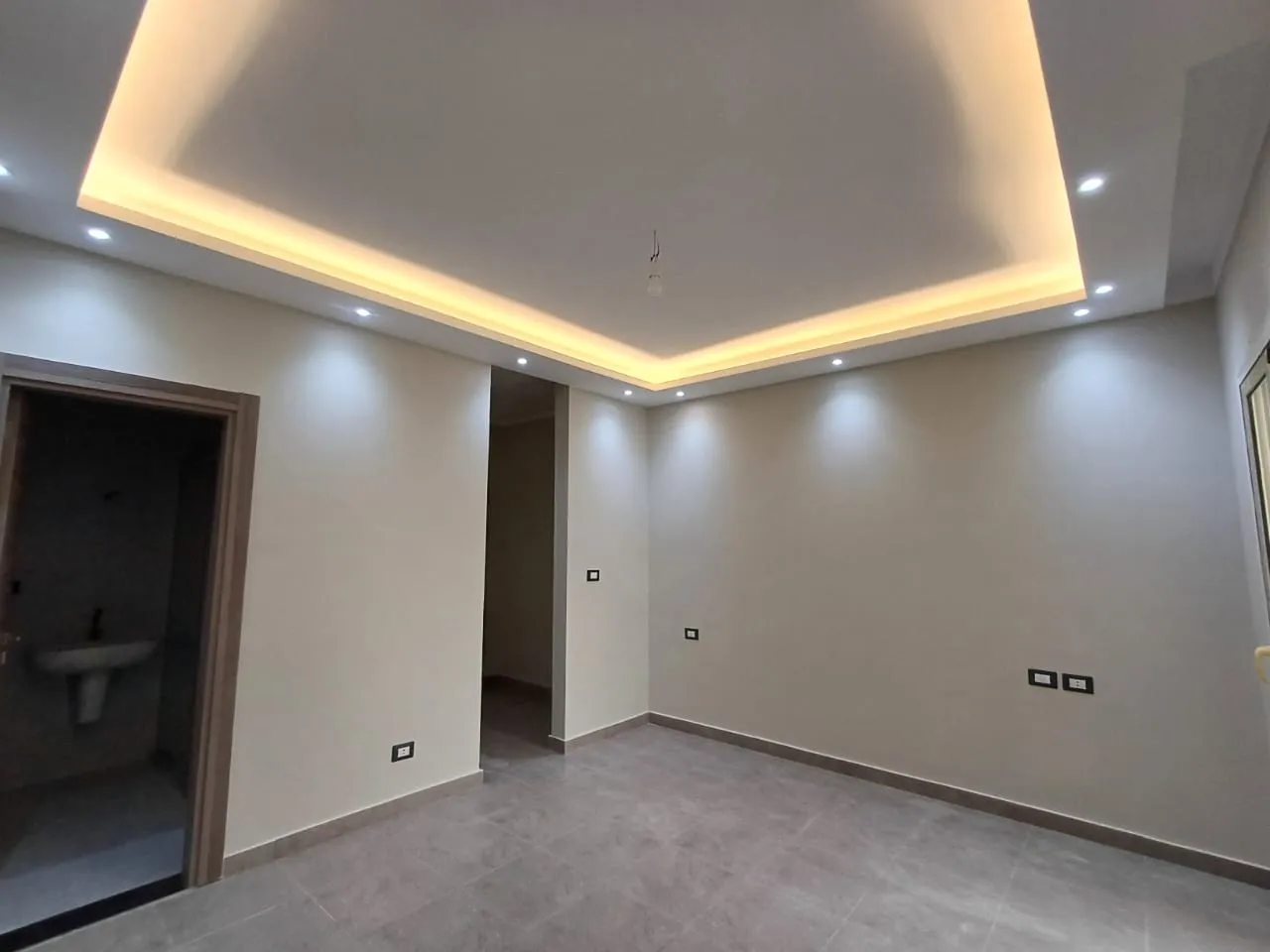 شقة للبيع في لا فيردي العاصمه الاداريه في العاصمة الإدارية الجديدة بمساحة 135 م² تتكون من 2 غرف