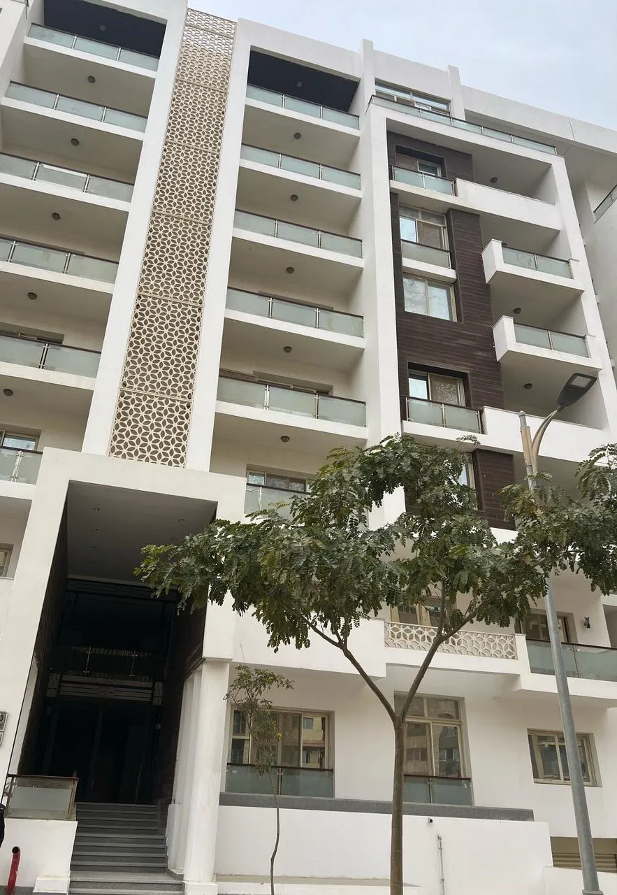  للبيع في  المقصد  في  بمساحة 0 م² تتكون من 0 غرف