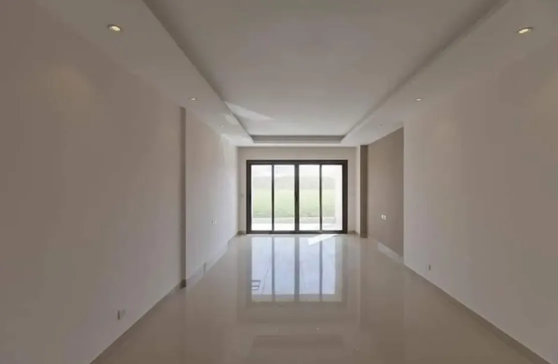  للبيع في فيلدج ويست في  بمساحة 0 م² تتكون من 0 غرف