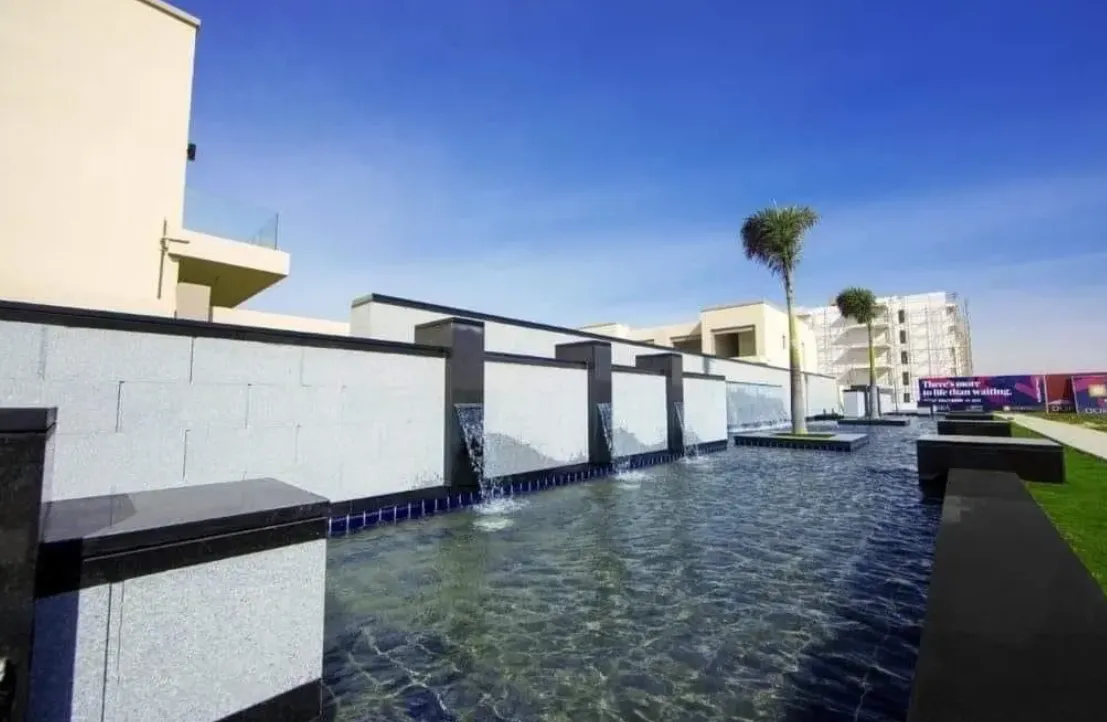  للبيع في فيلدج ويست في  بمساحة 0 م² تتكون من 0 غرف