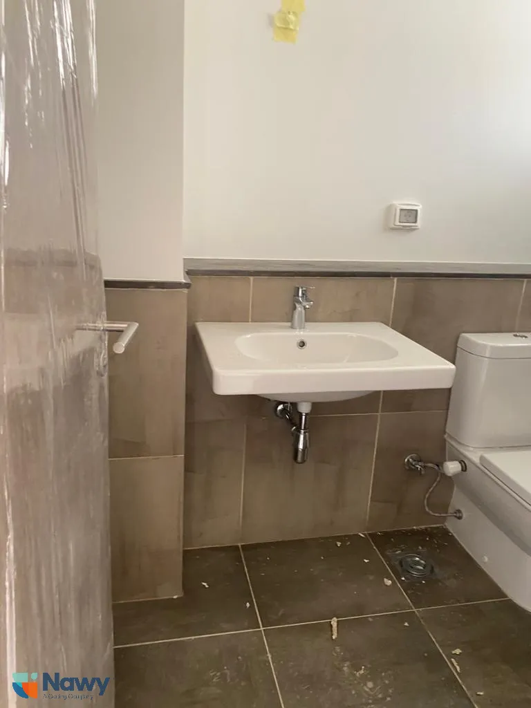 للبيع في البروج في بمساحة 0 م² تتكون من 0 غرف