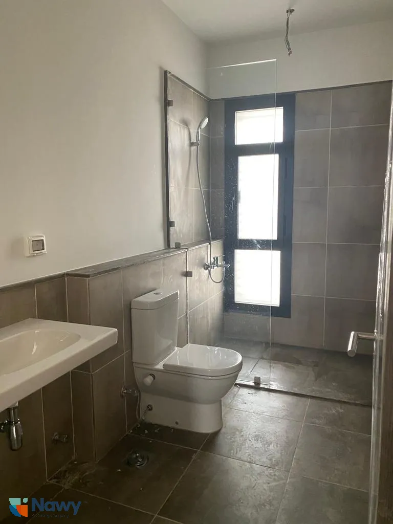 للبيع في البروج في بمساحة 0 م² تتكون من 0 غرف