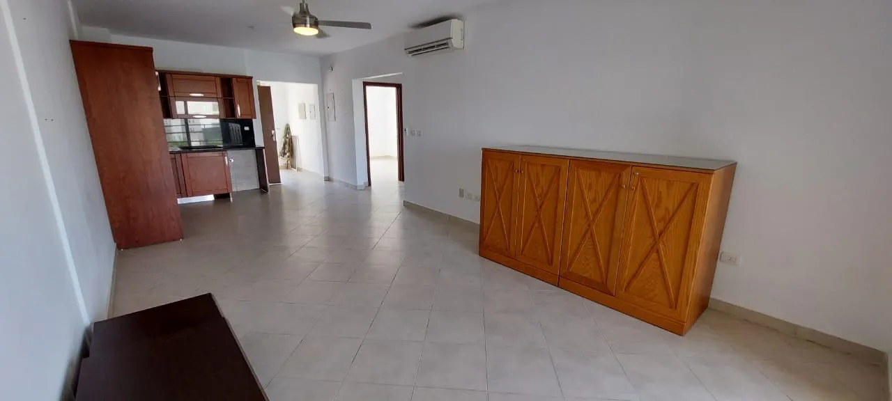  للبيع في أمواج في  بمساحة 0 م² تتكون من 0 غرف