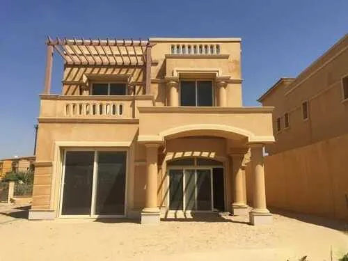 Twinhouse for sale in Royal Meadows Sheikh Zayed in El Sheikh Zayed of 540 m² with 5 bedrooms