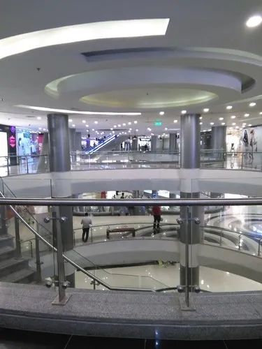 Retail for sale in Mirage Mall in New Cairo of 42 m² with 0 bedrooms