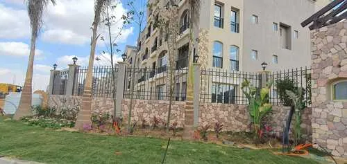 Apartment for sale in Green Square in Mostakbal City of 135 m² with 2 bedrooms