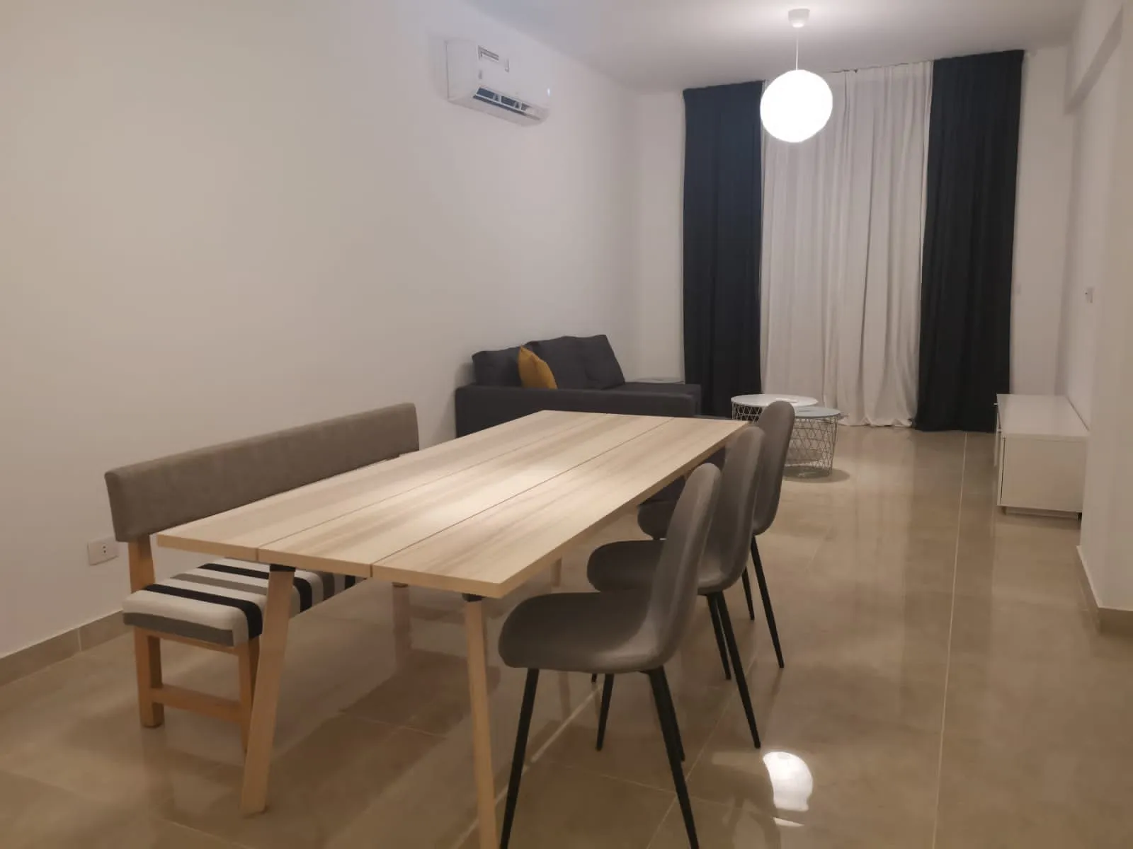 شقة للبيع في فيفث سكوير المراسم في القاهرة الجديدة بمساحة 143 م² تتكون من 3 غرف