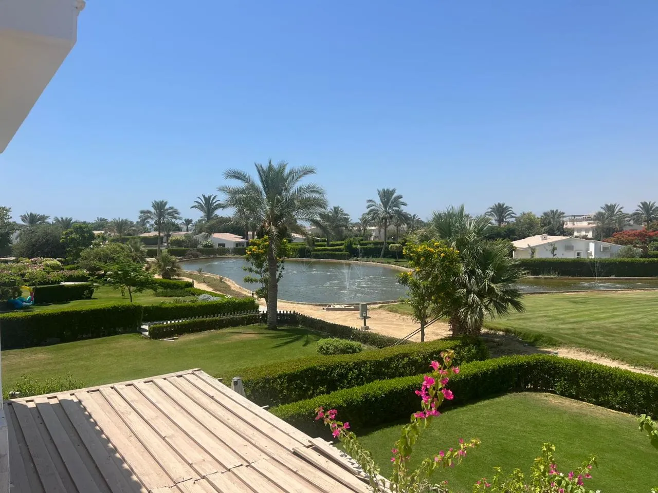 Chalet for sale in Little Venice in Ain Sokhna of 145 m² with 3 bedrooms