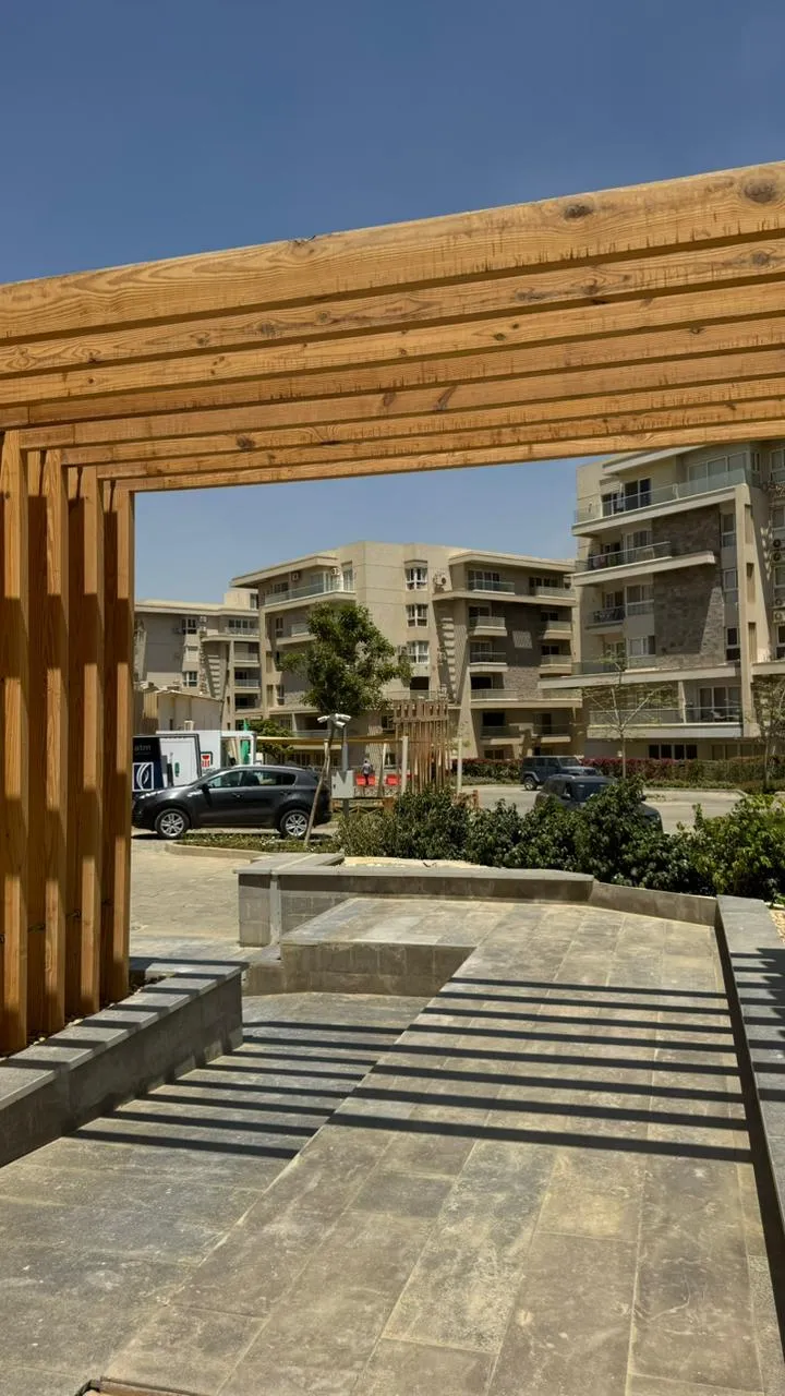 شقة للبيع في ماونتن فيو أي سيتي أكتوبر في التوسعات الشمالية بمساحة 145 م² تتكون من 2 غرف