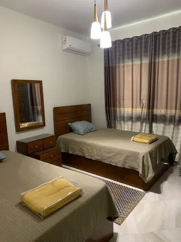 شاليه للبيع في مراسي في سيدي عبد الرحمن بمساحة 140 م² تتكون من 3 غرف