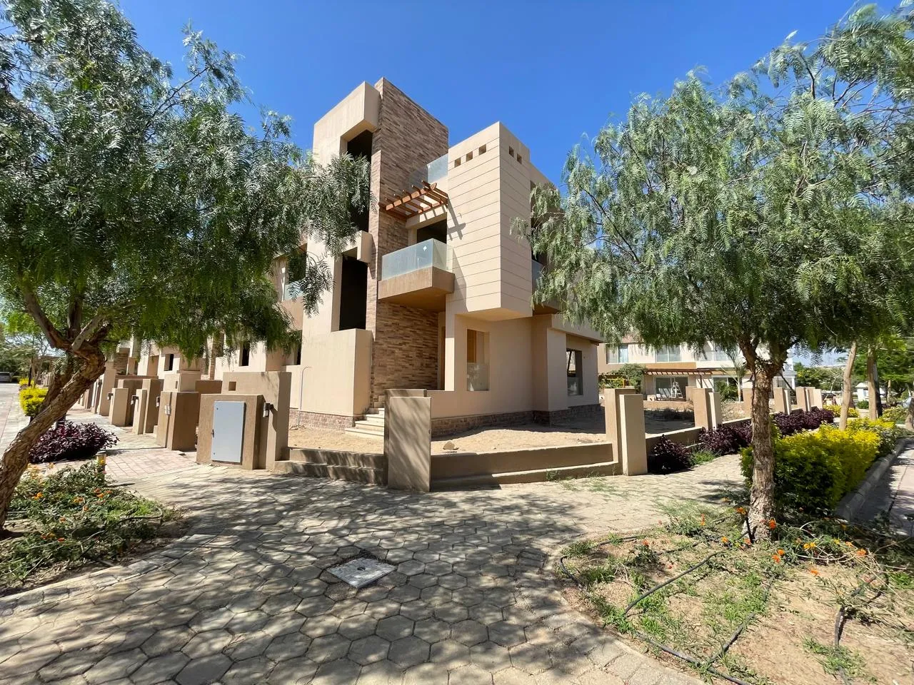 Duplex for sale in Rayos in 6th of October City of 0 m² with 3 bedrooms